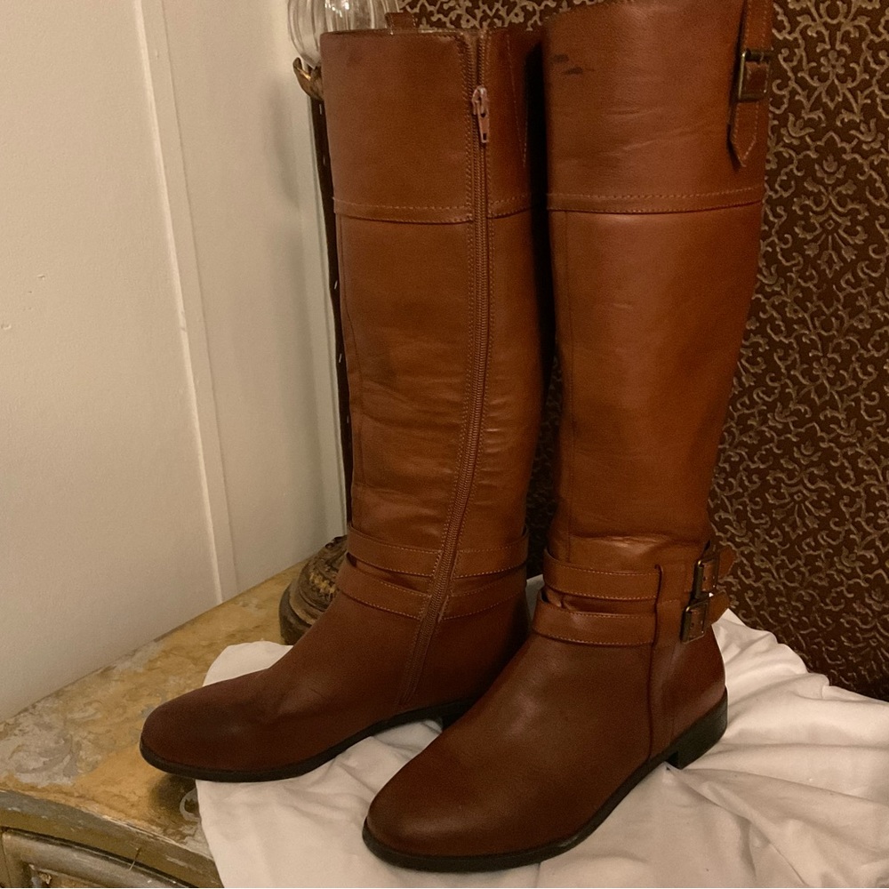 Leather riding boots